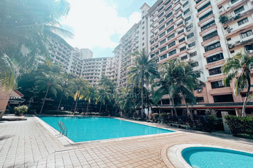 Bayu Tasik Condominium