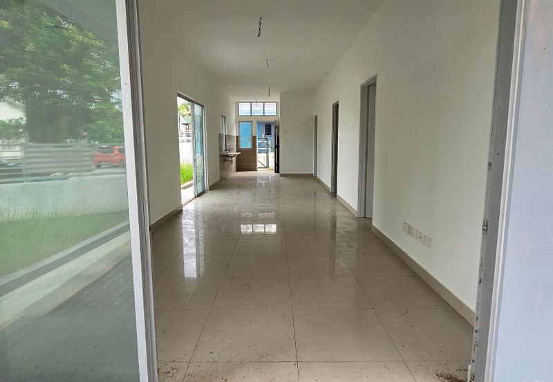 SALE [Corner Lot] Single Storey @ Mahkota Hills, Lenggeng, Negeri Sembilan 