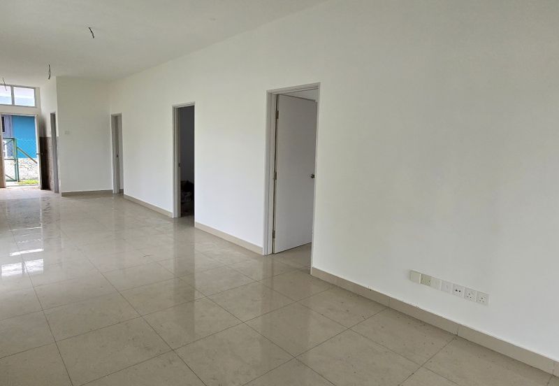 SALE [Corner Lot] Single Storey @ Mahkota Hills, Lenggeng, Negeri Sembilan 