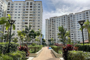 Suriamas Condo Bandar Sunway Taylors Monash Subang Jaya SS 15 Petaling Jaya