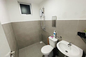 Tangerine Suites @ Sunsuria City