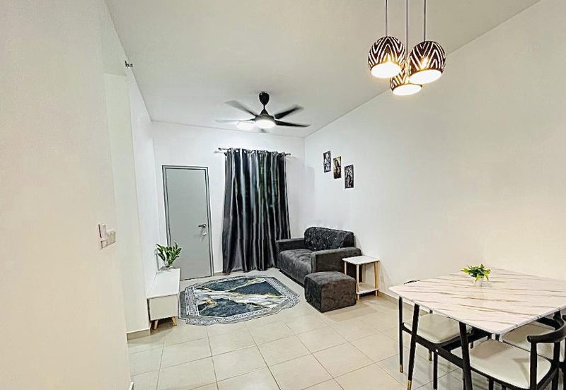 Tangerine Suites @ Sunsuria City **