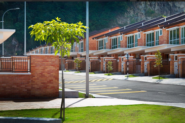 SALE @ Freehold Goodview Heights TownHouse Group Floor @ Kajang, Sungai Long Selangor