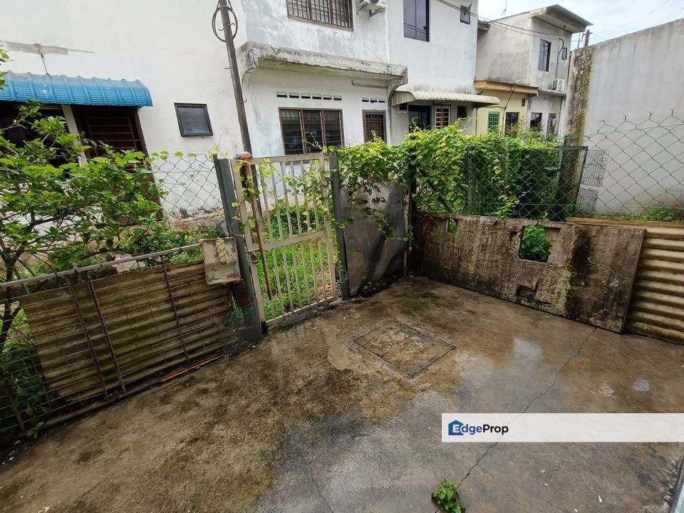 Low Deposit Low Cost House Jalan Lading Puteri Wangsa Ulu Tiram, Johor, Ulu Tiram