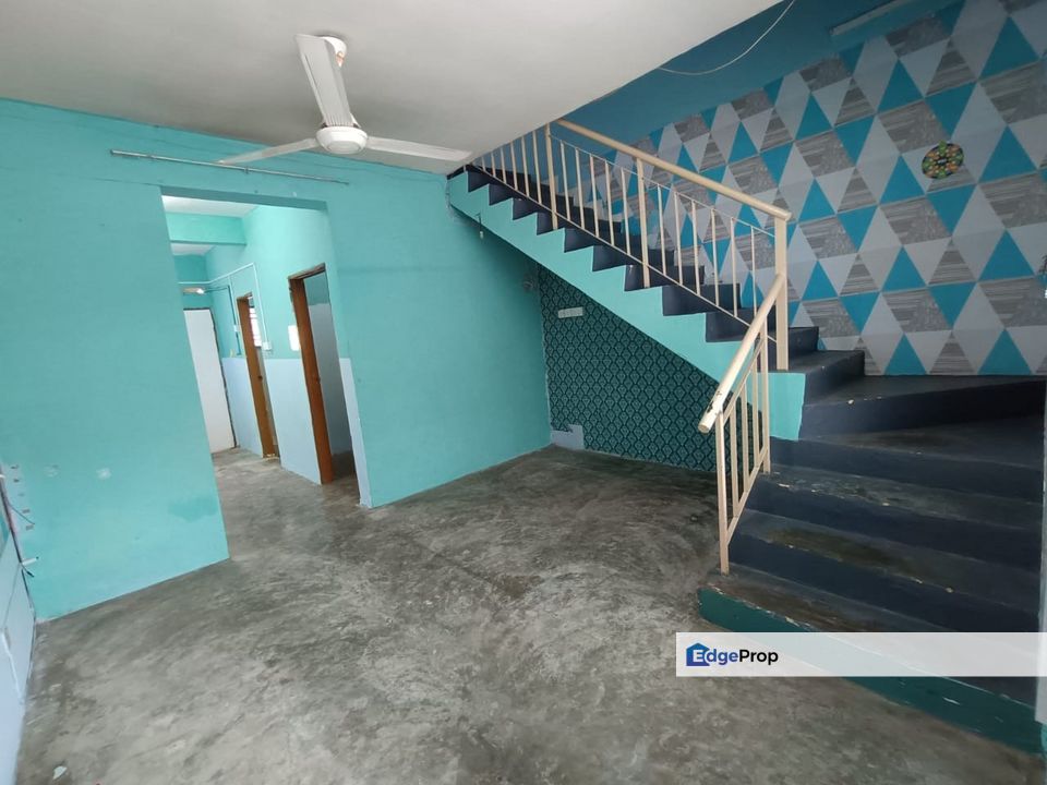 Low Deposit Low Cost House Jalan Lading Puteri Wangsa Ulu Tiram, Johor, Ulu Tiram