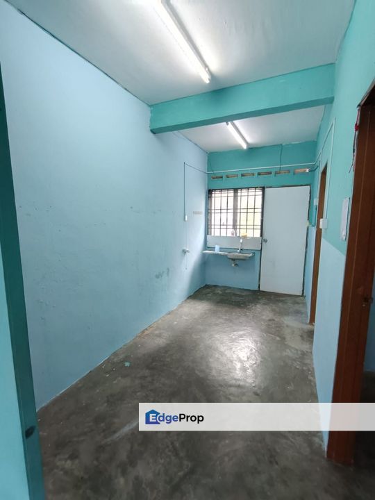 Low Deposit Low Cost House Jalan Lading Puteri Wangsa Ulu Tiram, Johor, Ulu Tiram