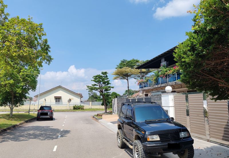 Garden Villa @ Bukit Indah 2