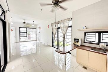 Garden Villa @ Bukit Indah 2