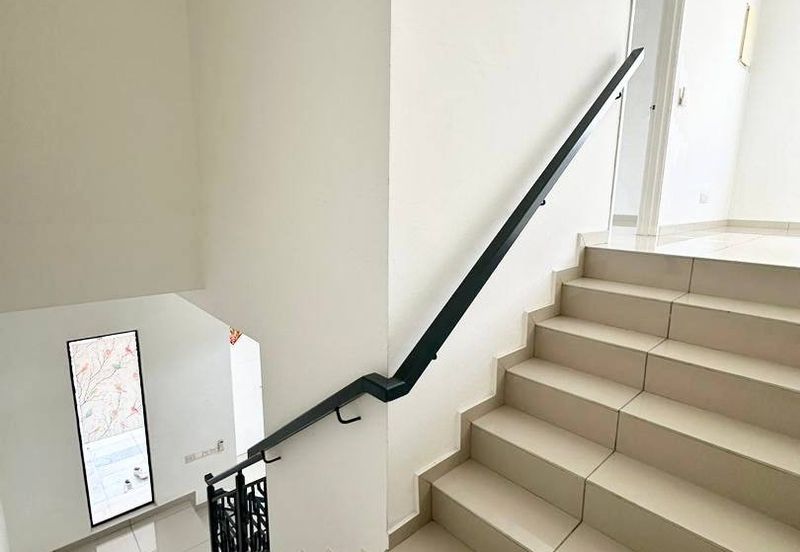 Garden Villa @ Bukit Indah 2