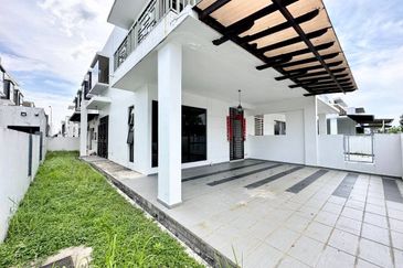 Garden Villa @ Bukit Indah 2