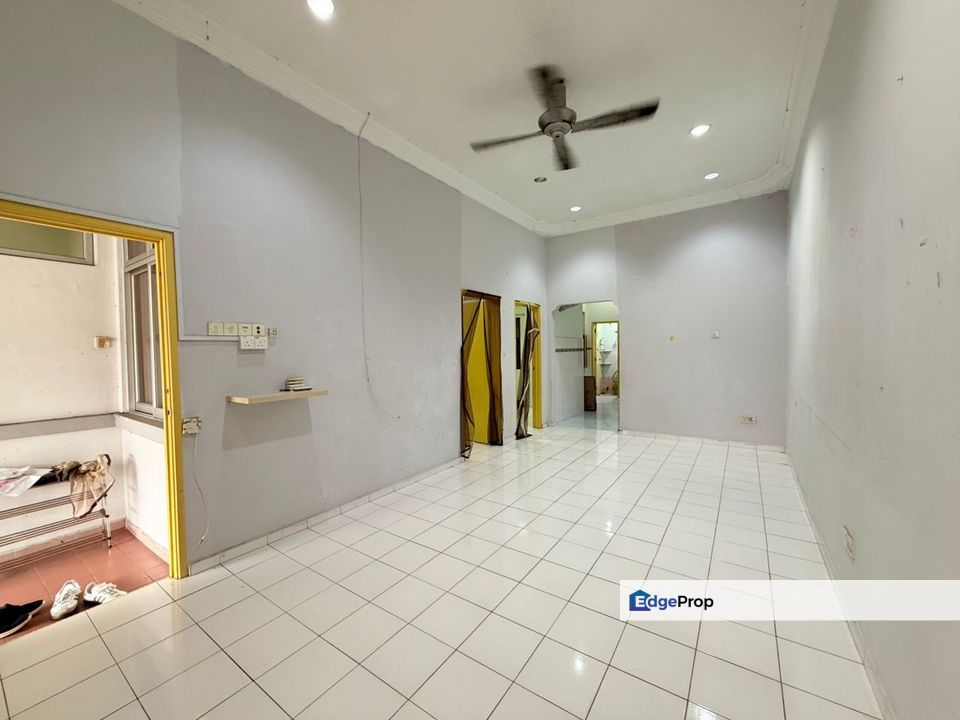 Fully Extended Mutiara Rini Jalan Bakti Single Storey Terrace House Skudai Near Tun Aminah Taman Universiti Taman University, Johor, Skudai