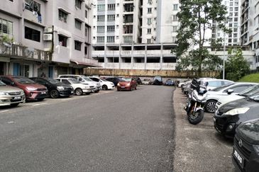 Flat Serantau Baru