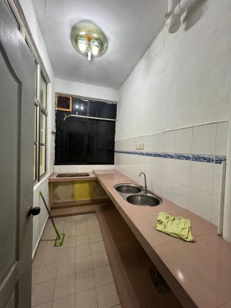 Desa Skudai Apartment, Skudai, Johor , Low floor for sale , Johor, Skudai