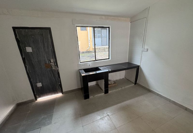 Kampung Baru Kelapa Sawit