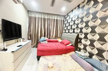 Seri Austin Luxury Apartment