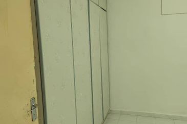 Flat Taman Ungku Tun Aminah