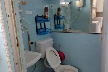 Flat Taman Ungku Tun Aminah