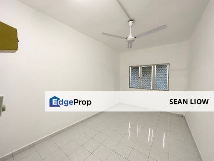 Melawis Apartment, Skudai, Johor , Level 5 with Lift , 5 bedrooms for sale , Johor, Skudai