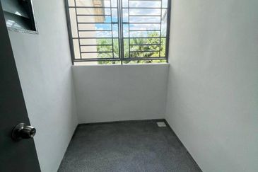 Flat Taman Plentong Utama