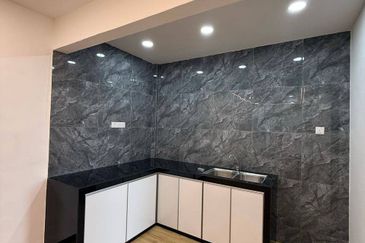 Flat Taman Plentong Utama