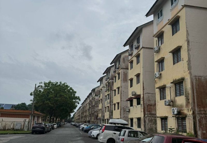 Flat Taman Plentong Utama