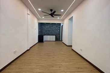 Flat Taman Plentong Utama