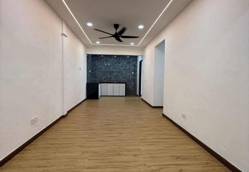 Flat Taman Plentong Utama