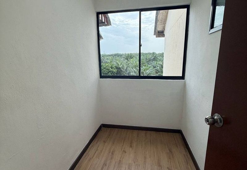 Flat Taman Plentong Utama