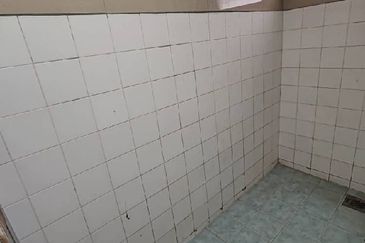 Flat Tasek 64, Bandar Baru Seri Alam