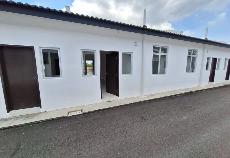 Taman Tanjung Puteri Resort