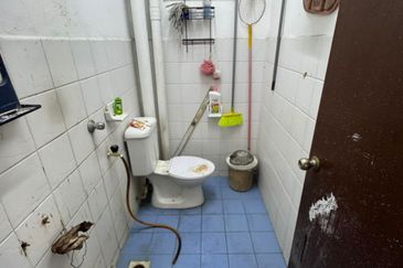 Rosevilla Apartment, Taman Sri Putri, Kulai, Johor , Apartment for sale