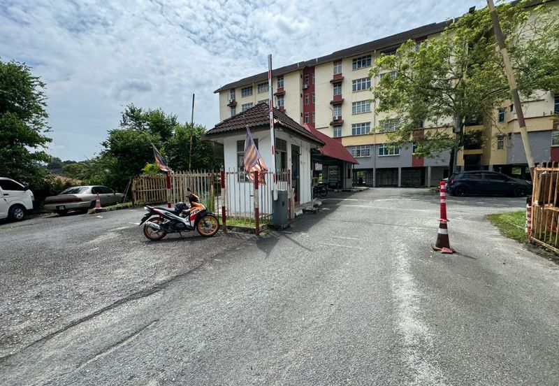 Rosevilla Apartment, Taman Sri Putri, Kulai, Johor , Apartment for sale