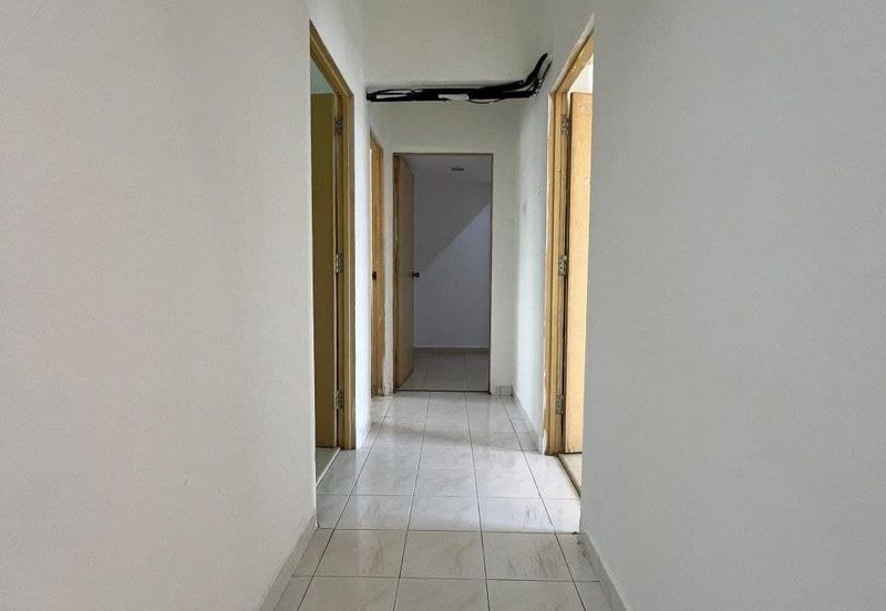 Ria 2 Apartment, Taman Megah Ria