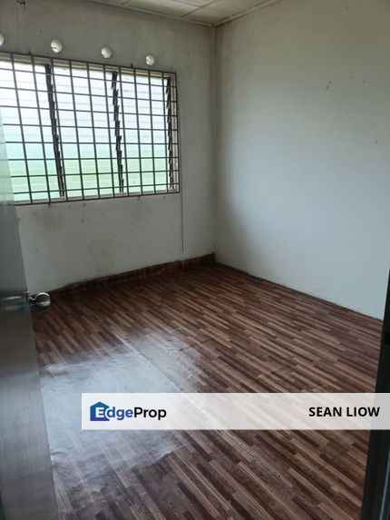 Taman Cempaka, Johor Bahru, Johor , Level 5 Low cost apartment for sale , Johor, Johor Bahru