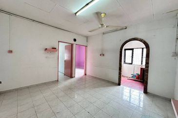 Flat Bandar Selesa Jaya