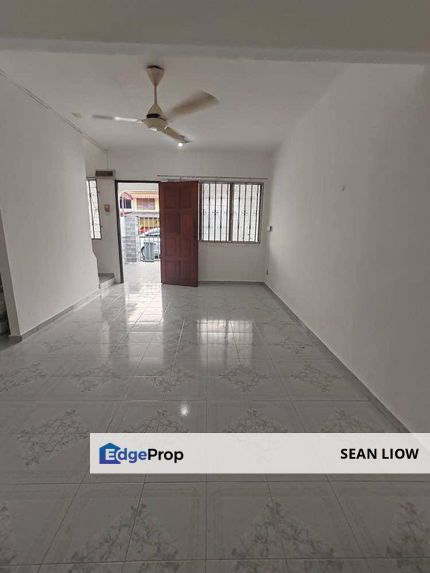 Taman Damai Jaya, Skudai, Johor , Double Storey Low Cost For Sale , Johor, Skudai