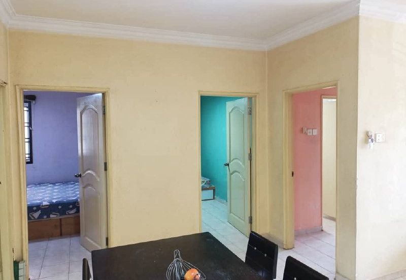 Prima Regency (Dorchester Court)