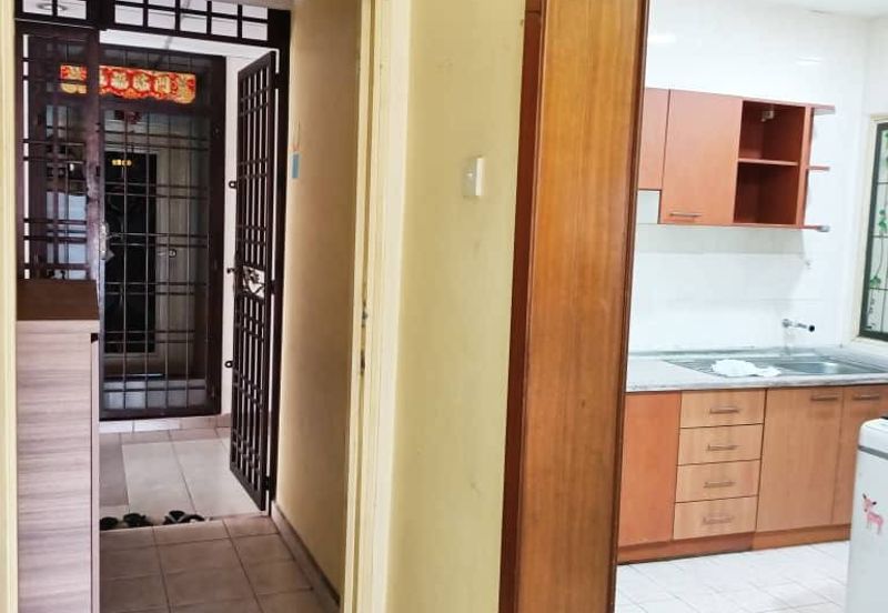 Prima Regency (Dorchester Court)