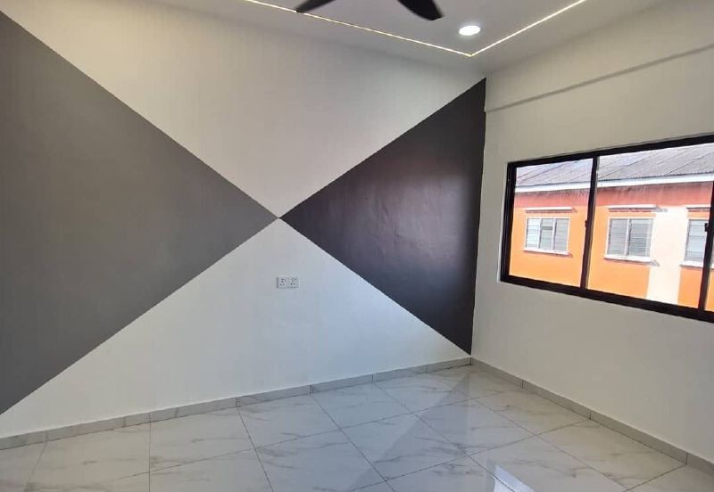 Taman Pulai Utama Flat