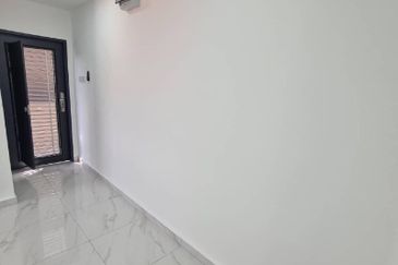 Taman Pulai Utama Flat