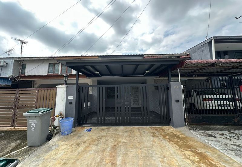 Jalan Mutiara Emas 3