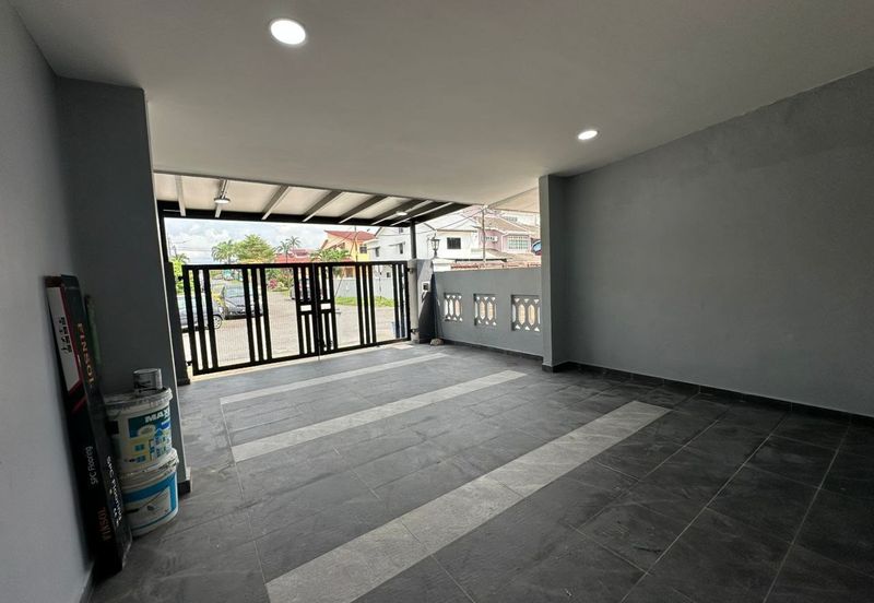 Jalan Mutiara Emas 3