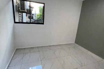 Flat Bandar Selesa Jaya