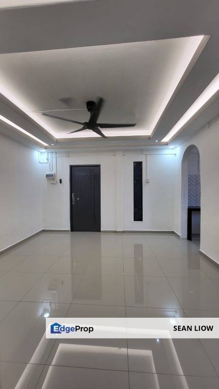Flat Bandar Selesa Jaya, Skudai, Johor , ⁠2 room 1 bath For Sale , Johor, Skudai