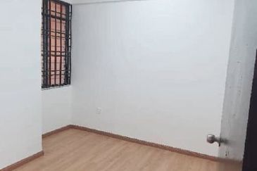 Flat Temenggong, Bandar Indahpura