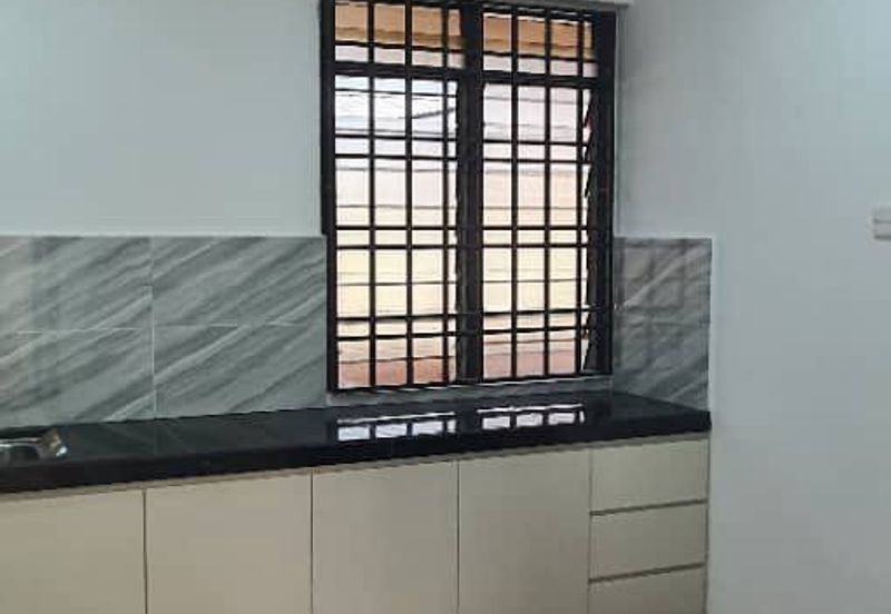 Flat Temenggong, Bandar Indahpura