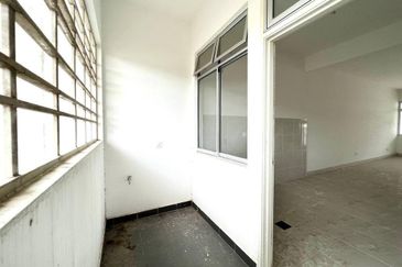 The Fern, Meridin East