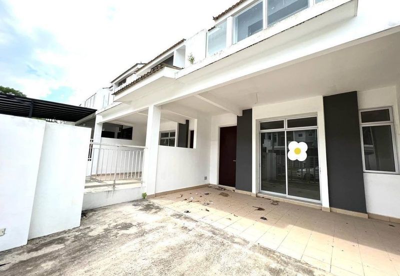 The Fern, Meridin East