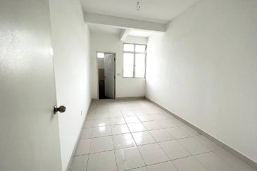 The Fern, Meridin East