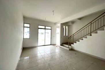 The Fern, Meridin East